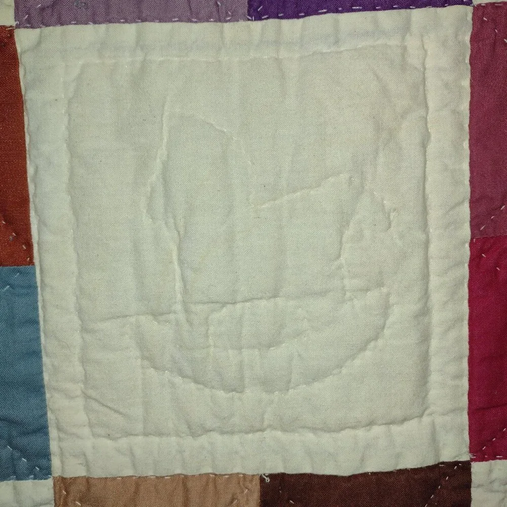 New hand made hand made beautiful lap quilt, wall hanging or baby quilt